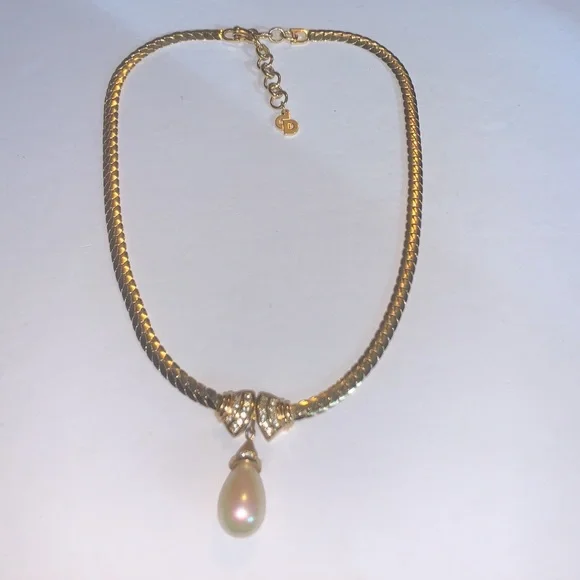 Christian Dior vintage pearl drop necklace - Picture 5 of 10